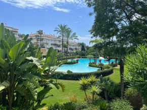 Amplio apartamento planta jardin Nagueles